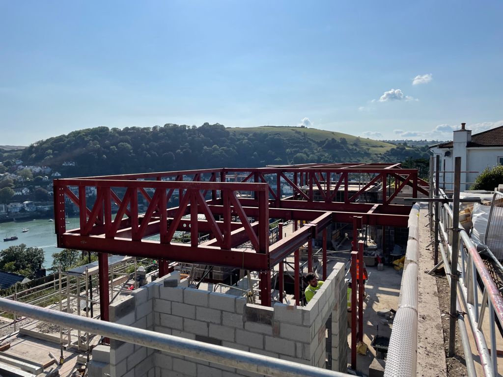 24t of Structural Steel for a Spectacular House in Devon 9
