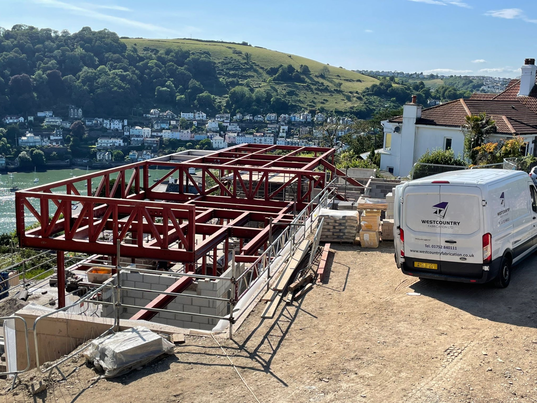 24t of Structural Steel for a Spectacular House in Devon 8