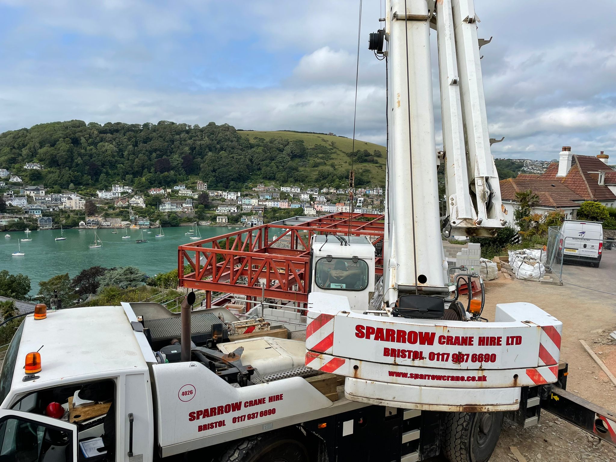 24t of Structural Steel for a Spectacular House in Devon 7