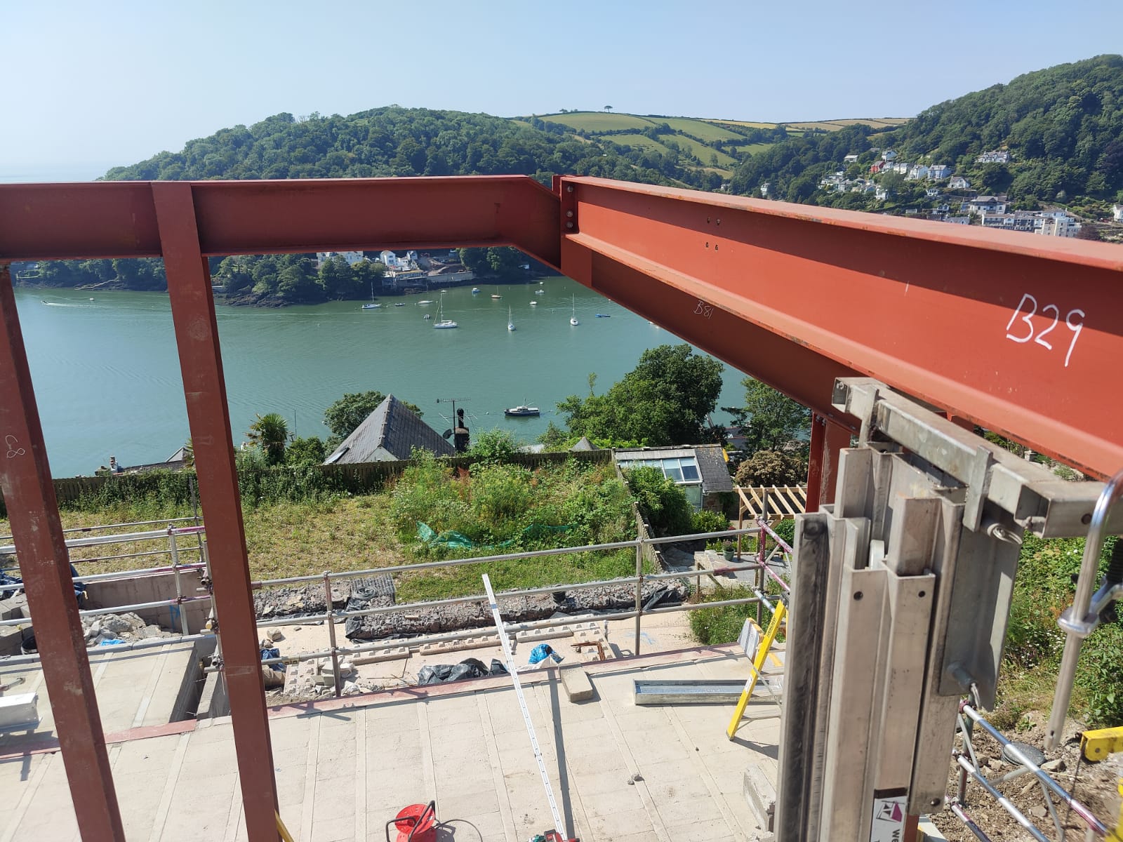 24t of Structural Steel for a Spectacular House in Devon 6